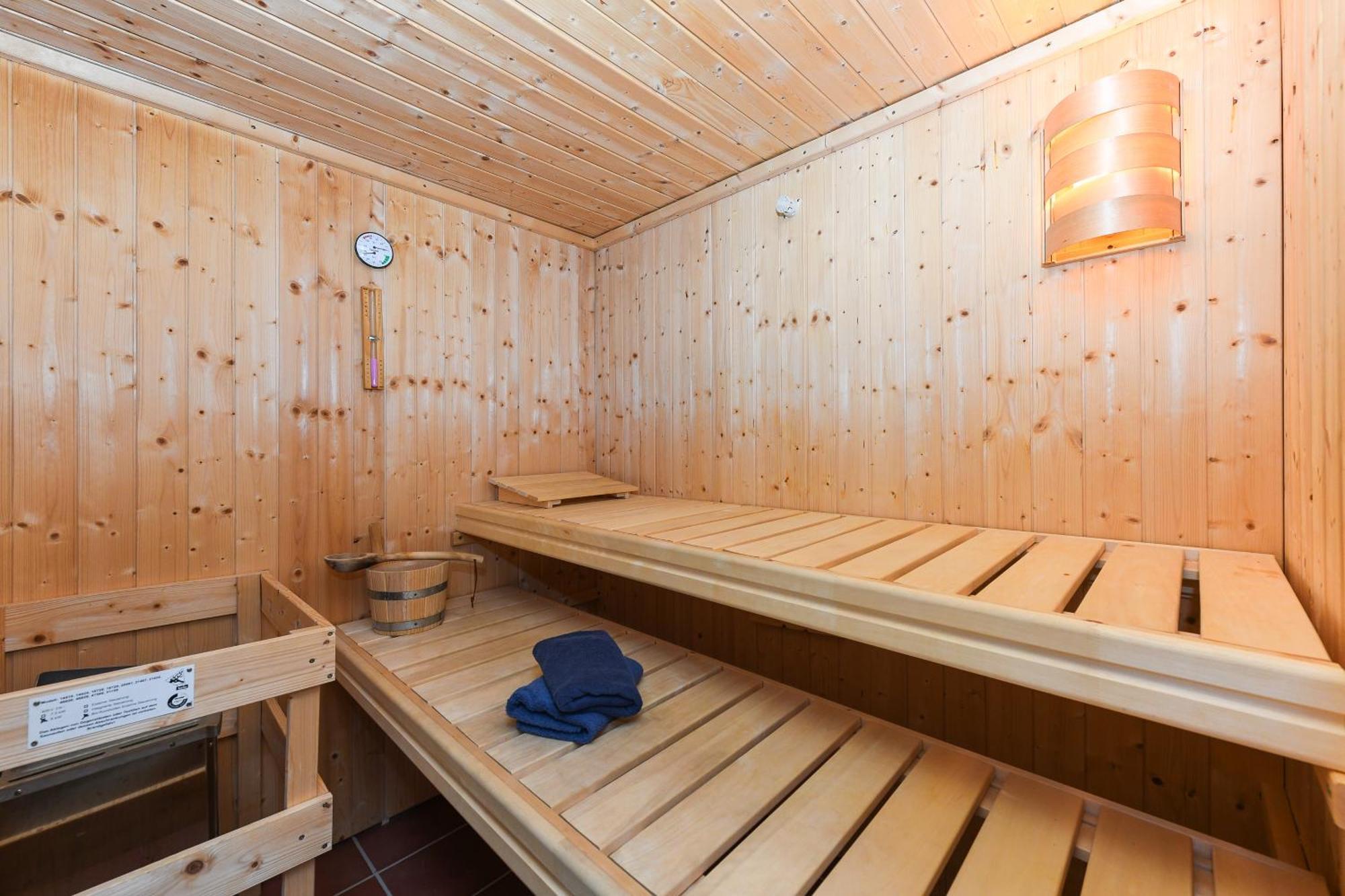 Ferienhaus Dohlennest Carolinensiel Buitenkant foto