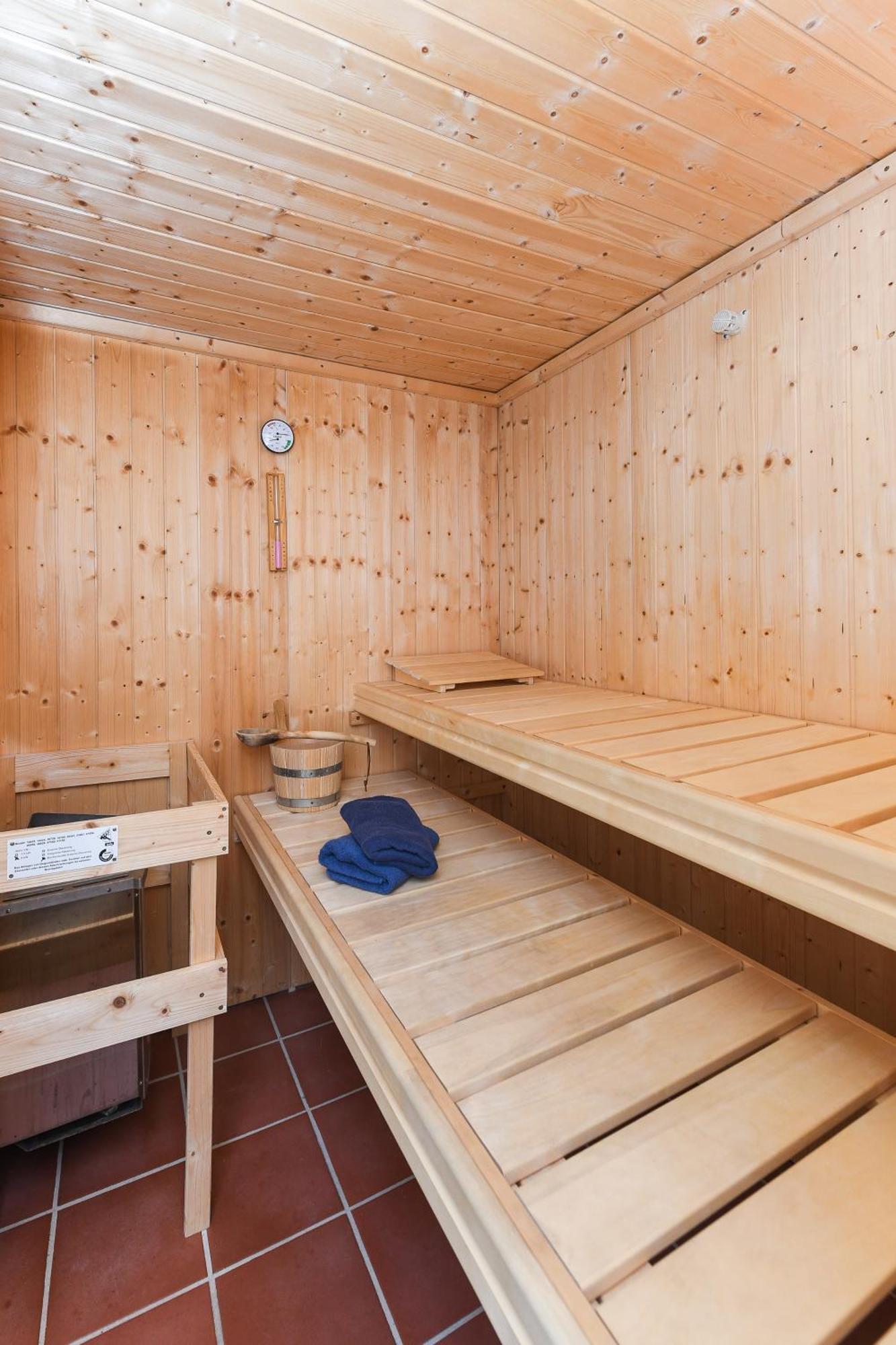 Ferienhaus Dohlennest Carolinensiel Buitenkant foto